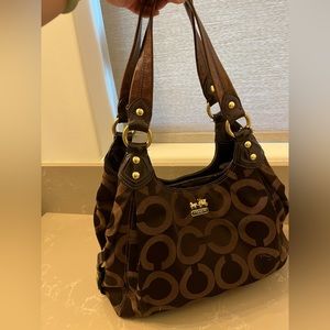 COACH HANDBAG